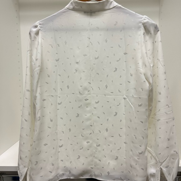 Ann Taylor White Patterned Blouse - Picture 2 of 3